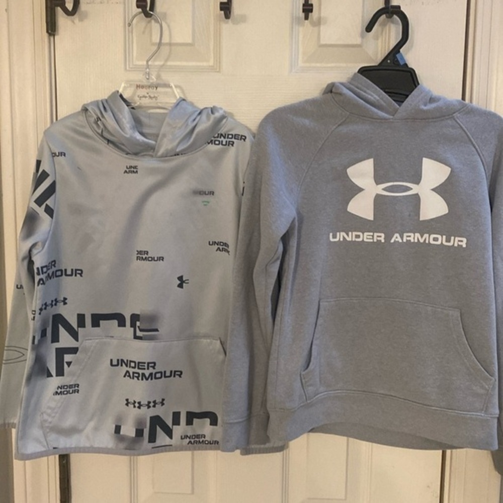 Bundle of two under Armour hoodies